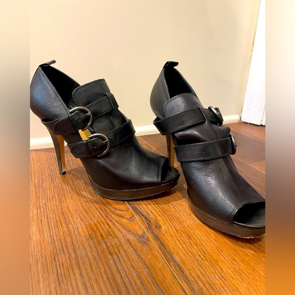 Coach Pumps SZ 9.5 - Picture 1 of 5